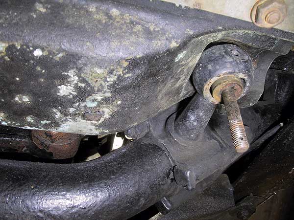 Radiator nearside bracket