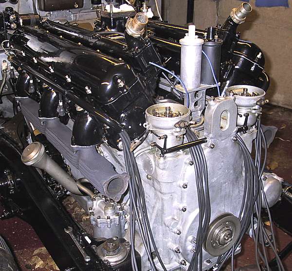 R-R PIII - distributors & exhaust manifolds